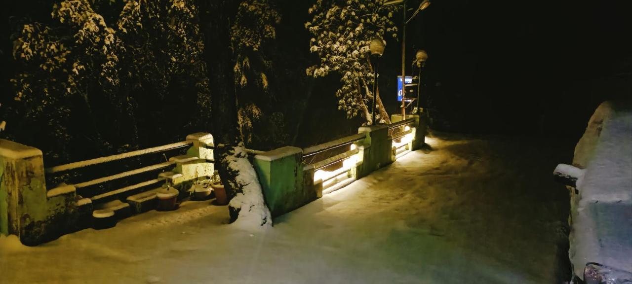 Oakwood Hotels Chail Exterior photo