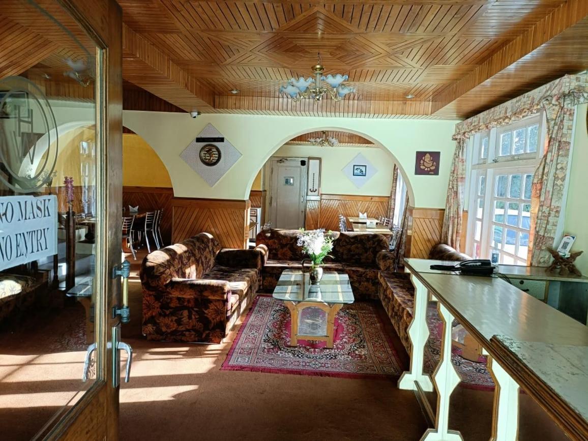 Oakwood Hotels Chail Exterior photo
